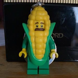 Meet your Posher, Nelson